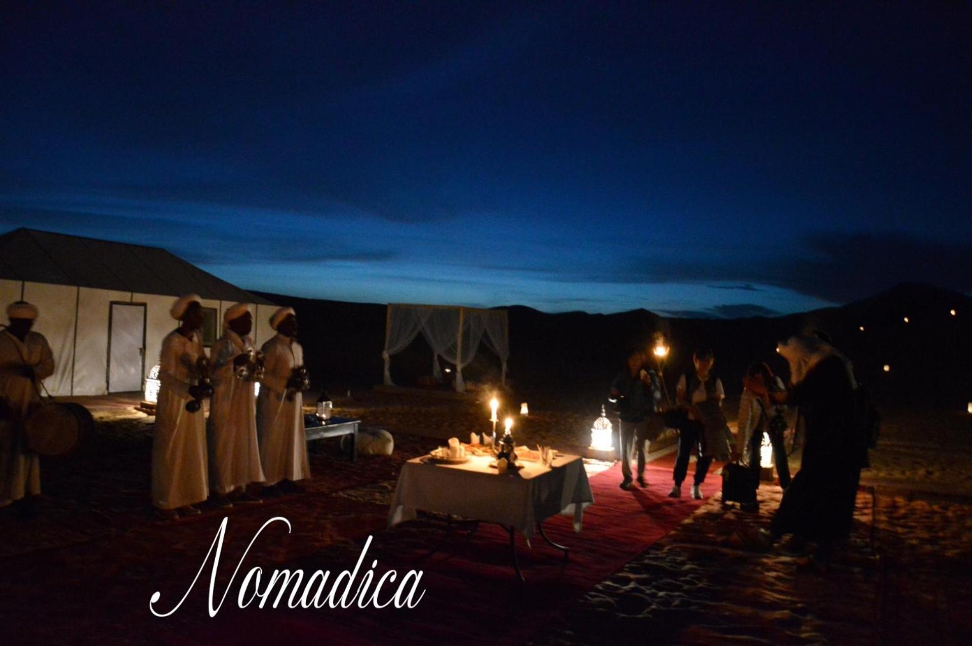 Hotel Nomadica Luxury Camp à Merzouga Extérieur photo