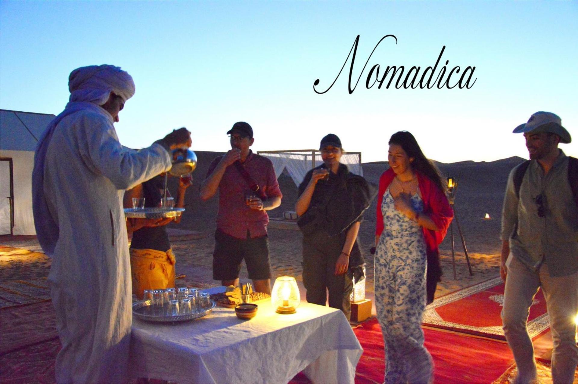 Hotel Nomadica Luxury Camp à Merzouga Extérieur photo