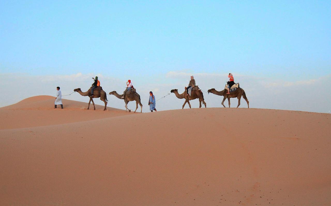 Hotel Nomadica Luxury Camp à Merzouga Extérieur photo
